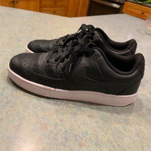 Nike Court Vision Low Sneakers